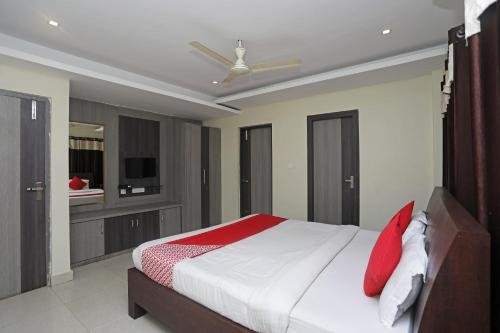 Фото Oyo 5005 Shree Anaya Boutique Hotel