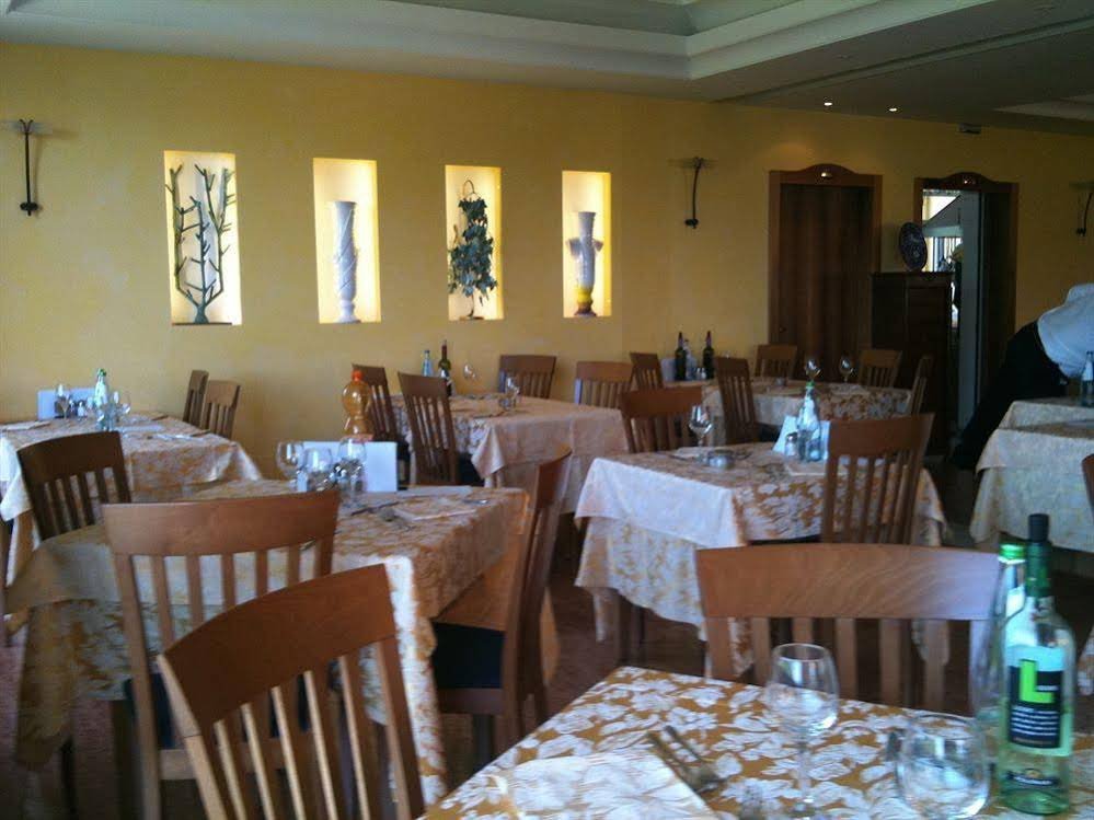 Фото Hotel Costabella