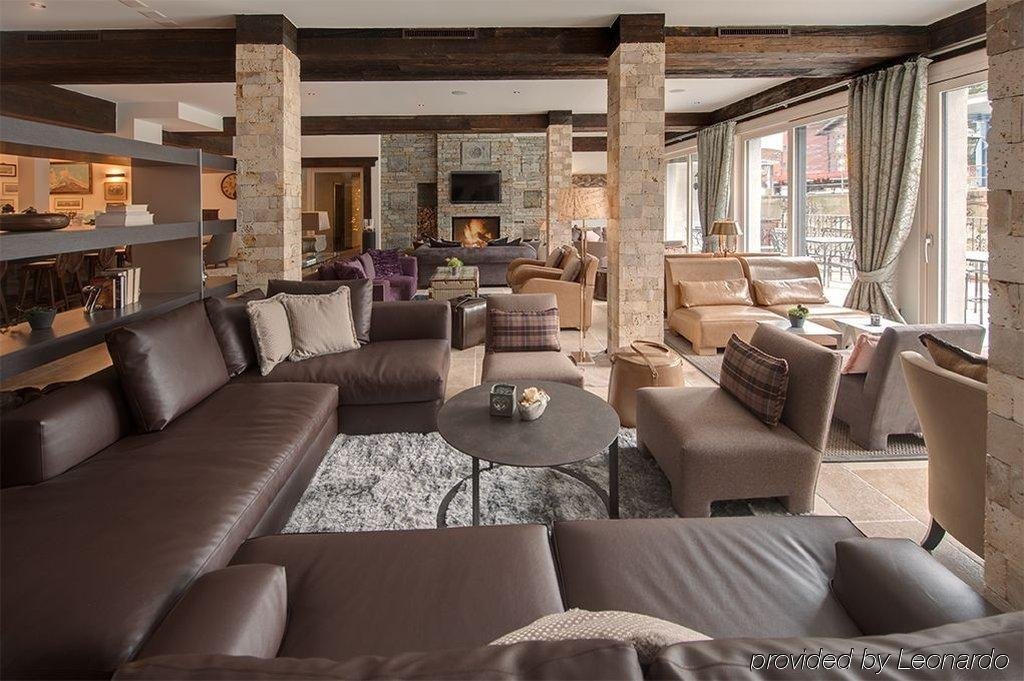 Фото Schloss Cottage - A Swiss Experience