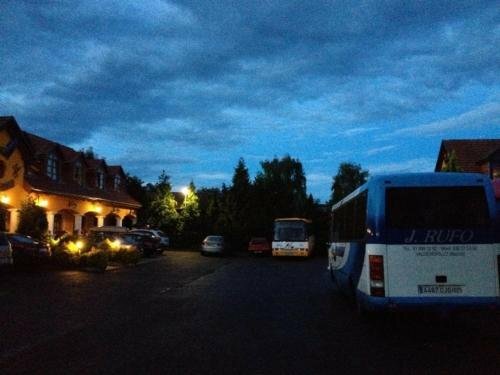 Гостиница Radics PanziÓ Étterem És Piheno KÖzpont в Зале