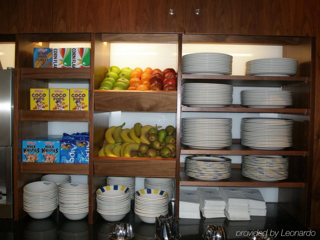 Фото Holiday Inn Express London City, an Ihg Hotel