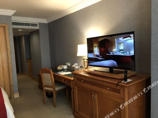 Фото Grand Noble Hotel