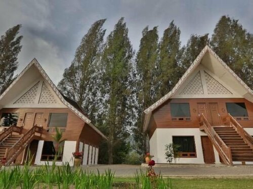 Гостиница Niagara Hotel Lake Toba & Resorts