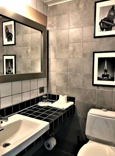 Гостиница Hotel Leikari в Кюменлааксо