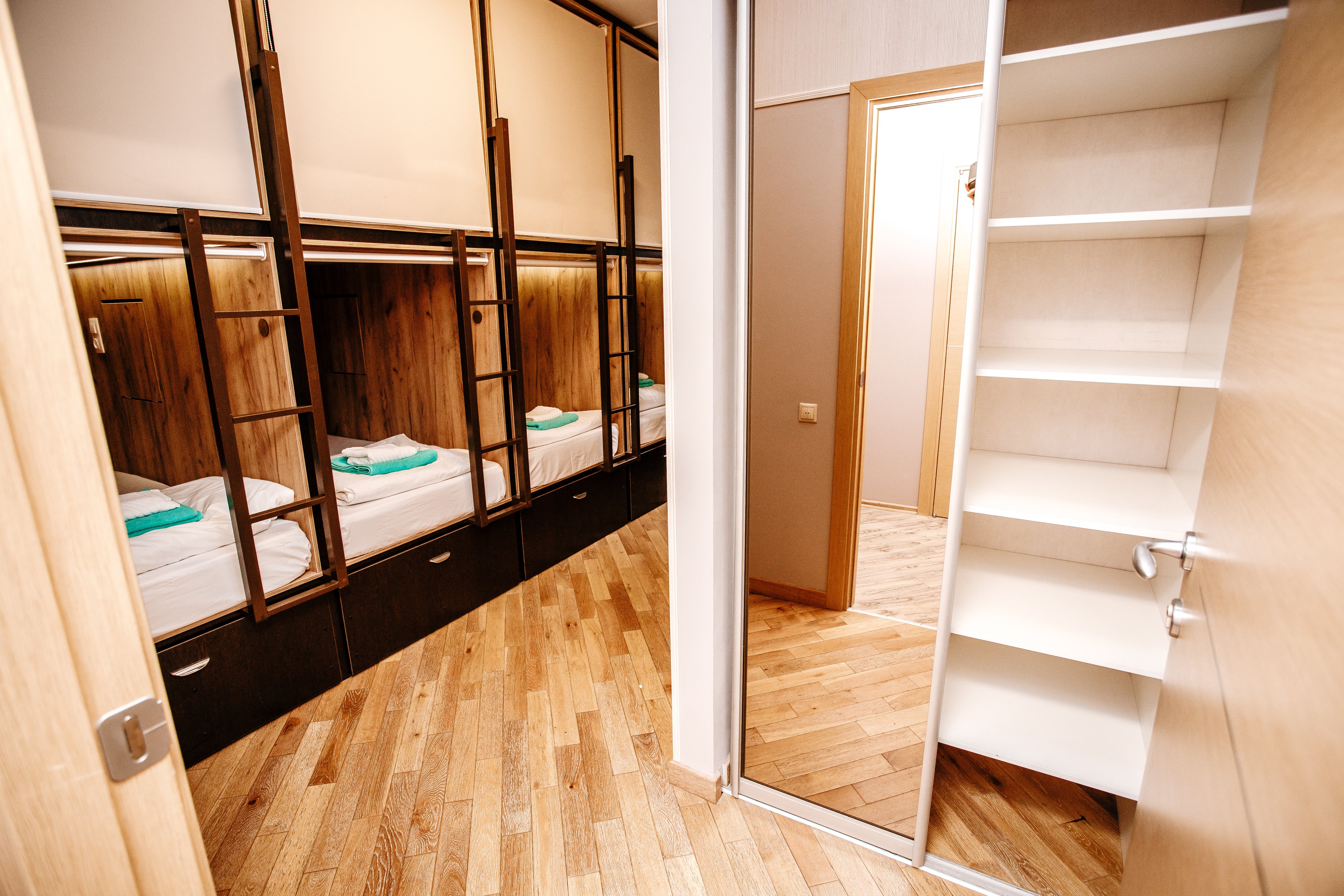 Фото O2 Capsul Hotel