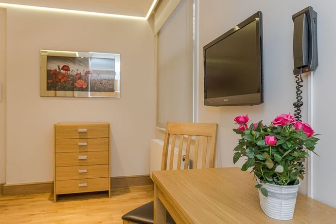 Фото Guilford Street Apartments