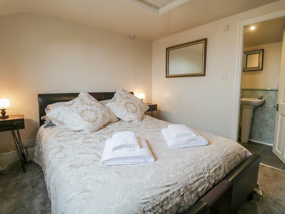 Hotel 1 Queens Square, Bowness‑on‑Windermere, photo