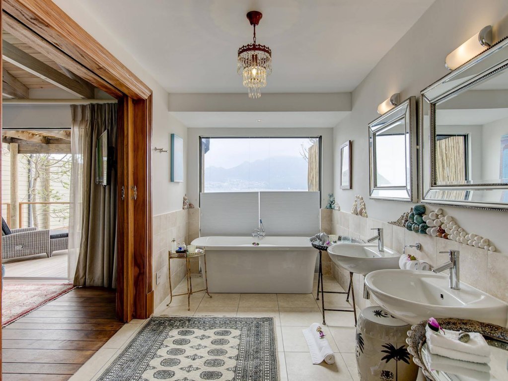 Фото Tintswalo Atlantic