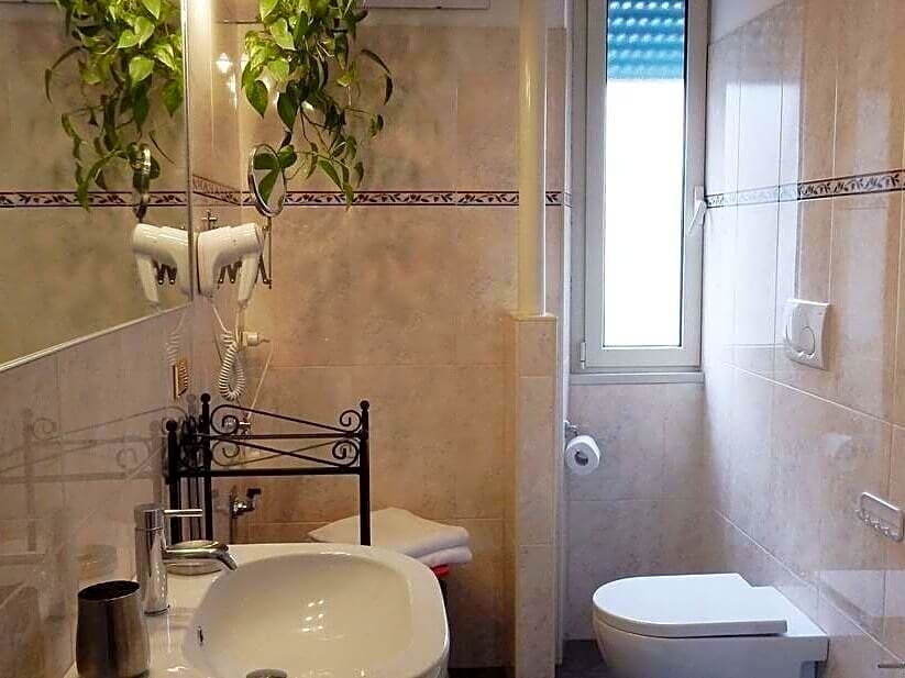 Фото Romulus Rex Bed And Breakfast