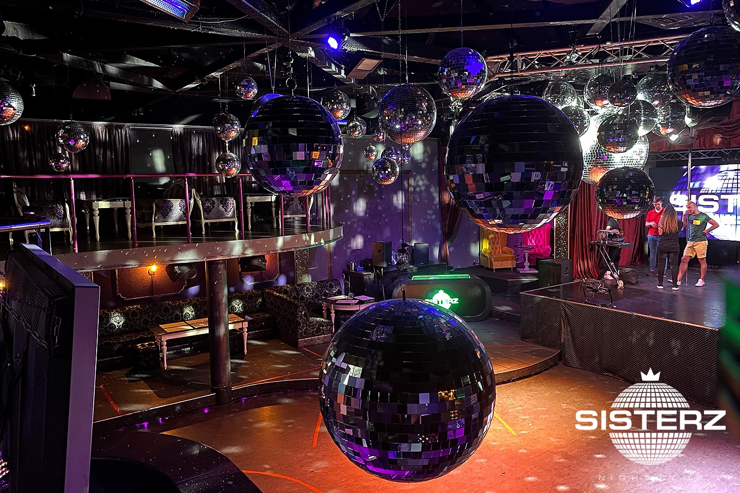 Жаулап жатқан киска өте жақын