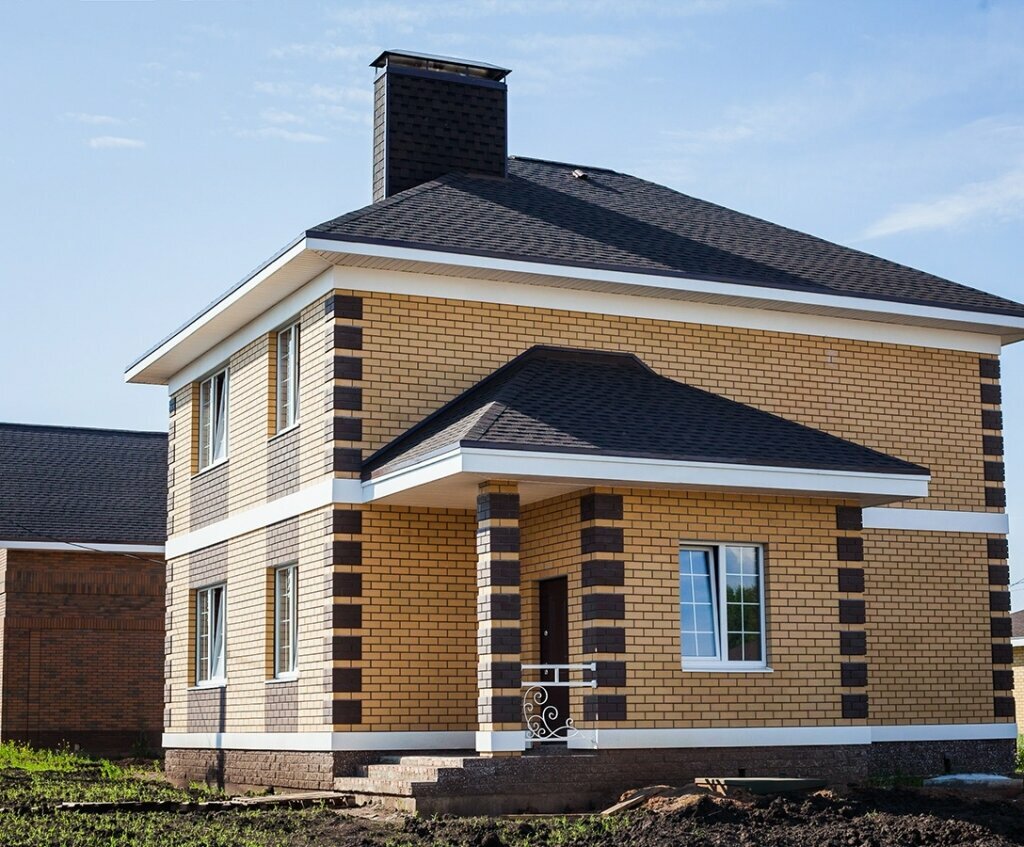 Дом из желтого кирпича под ключ