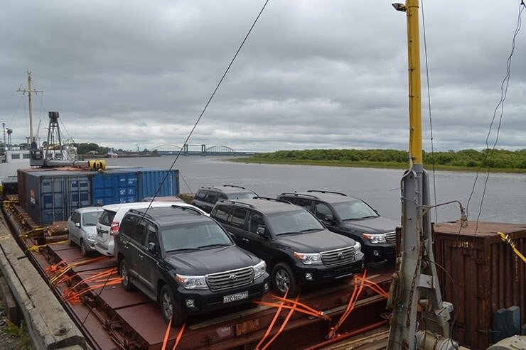 Transportation of goods by water Voyage Trans Service, Arkhangelsk, photo