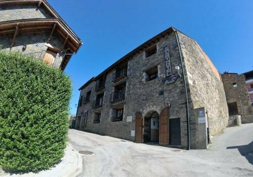 Гостиница Aparthotel Les Corts в Праде