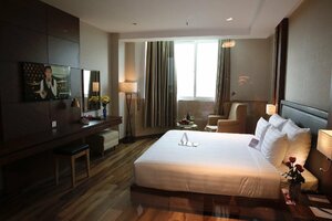 Гостиница Van Phat Riverside Hotel