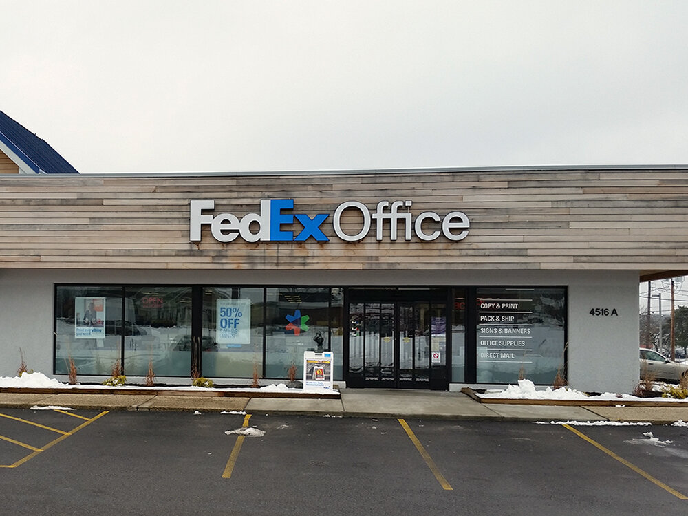 Copy center FedEx Office Print & Ship Center, Columbus, photo