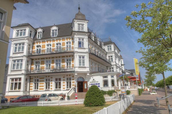 Фото отеля 2