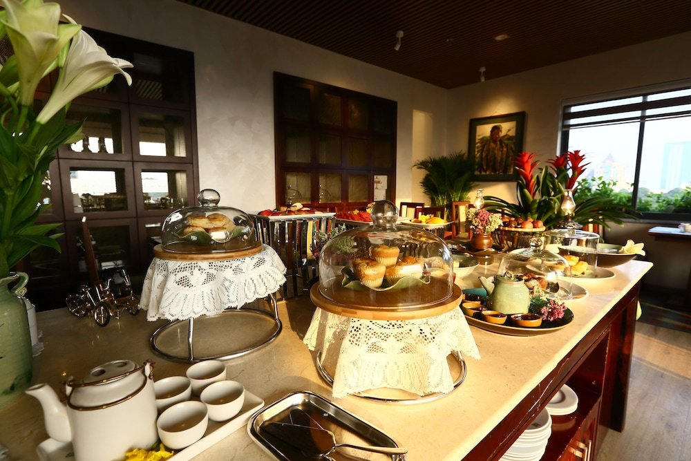 Фото Au Lac Legend Hotel