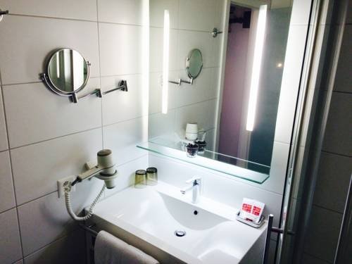 Фото Hotel Rhodania