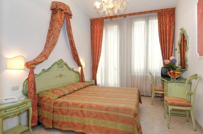 Фото Hotel Al Vagon