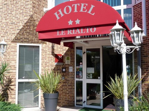 Внешний вид отеля Hotel Le Rialto в Лё Секестре, фото 1