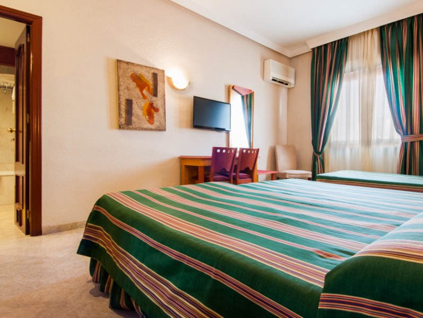 Фото Insignia Hotel Del Val