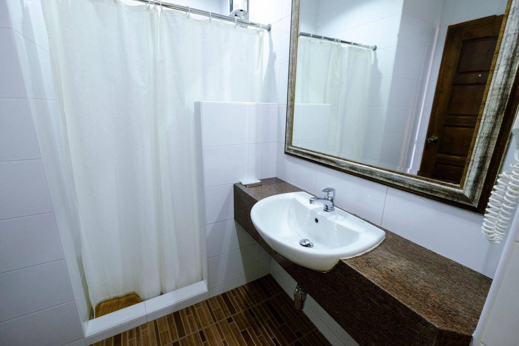 Фото Harmony Inn