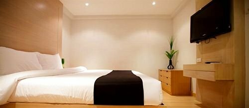 Hotel Thonglor Suites, Bangkok, photo