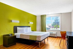 Гостиница Shadeland Inn Indianapolis