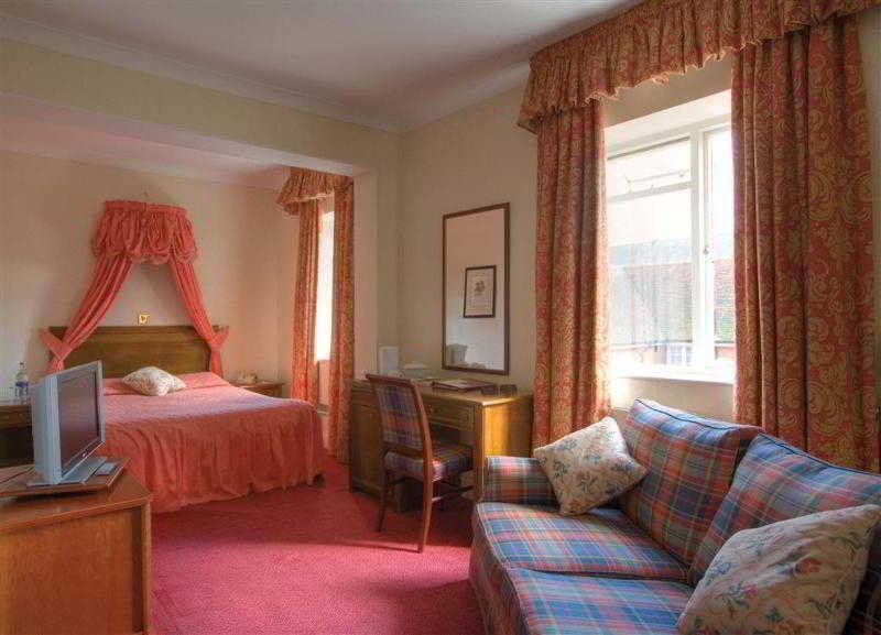 Фото Best Western The Rose & Crown Hotel