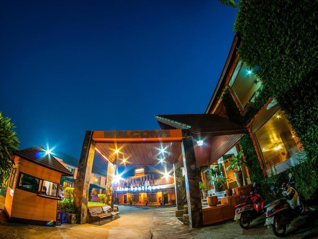 Фото отеля 1