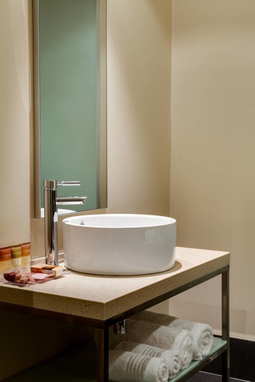 Фото Protea Hotel O.R. Tambo Airport