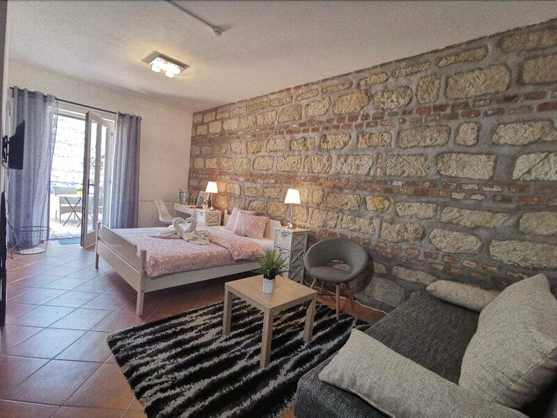 Гостиница Villa Florencia в Эгере