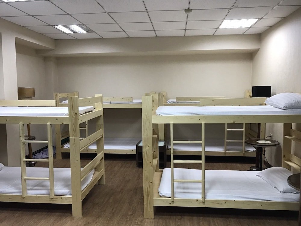 Фото Tainan First Hotel - Hostel