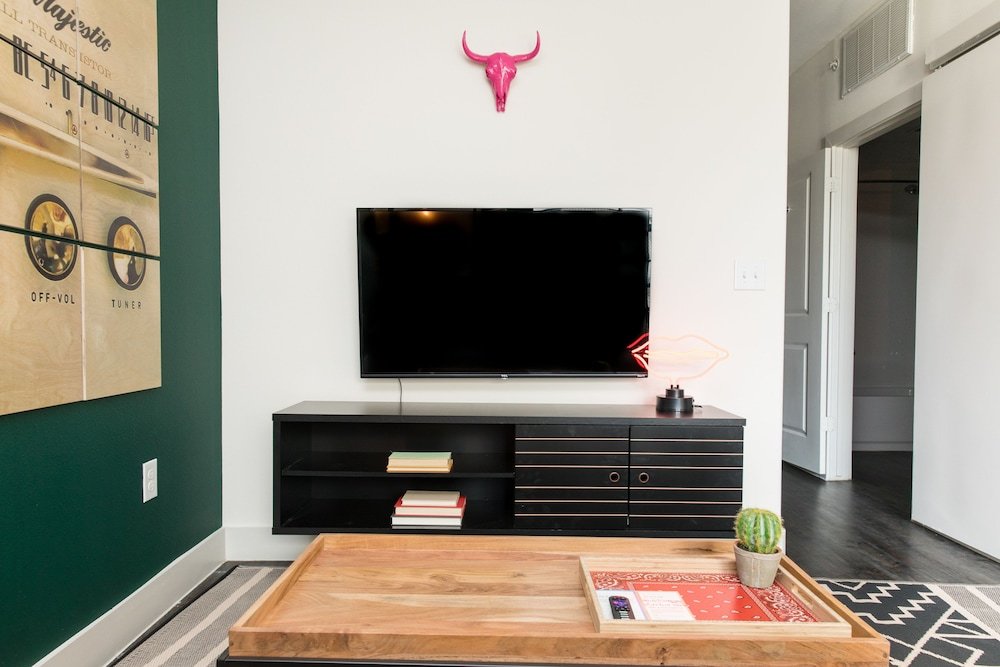 Фото Luxe Apts at The Domain by WanderJaunt