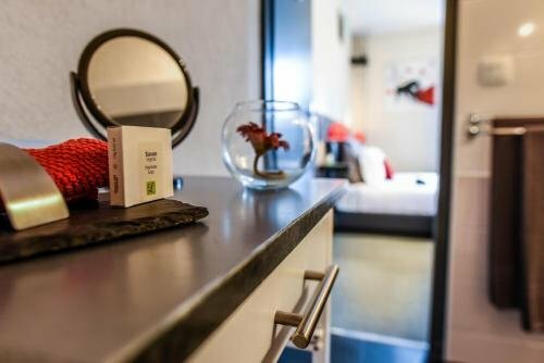 Гостиница Auberge L'Estanquet в Байонне