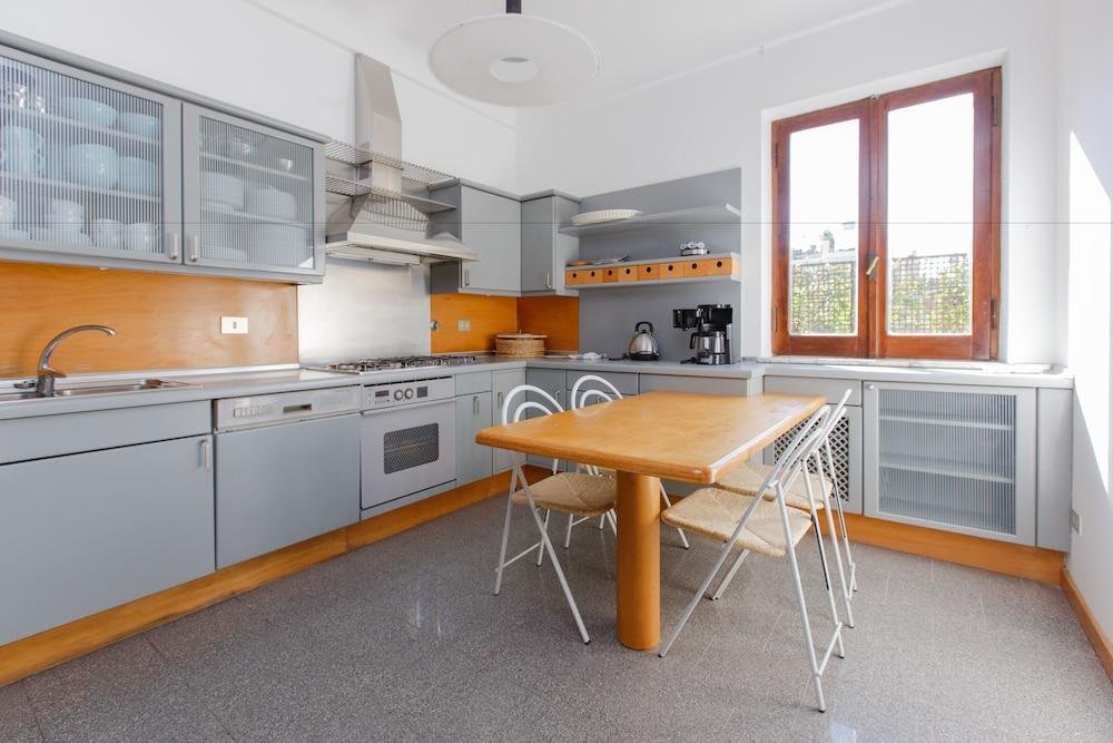 Фото VIA Del Corso Home