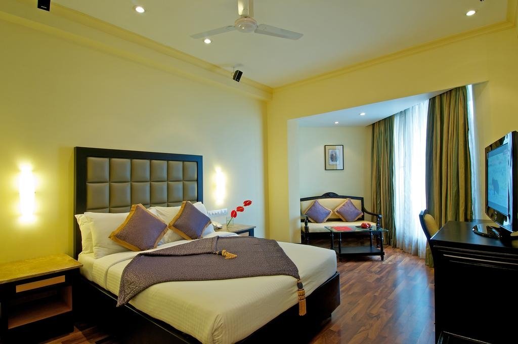 Фото Vivanta Ernakulam, Marine Drive