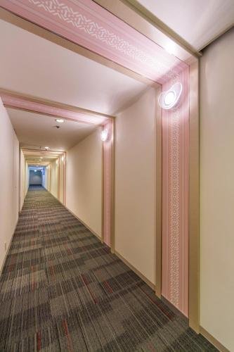 Фото Fukuoka Garden Palace