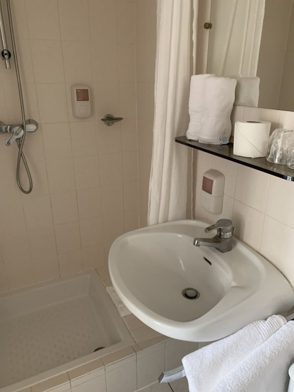 Фото ClapClap Hôtel