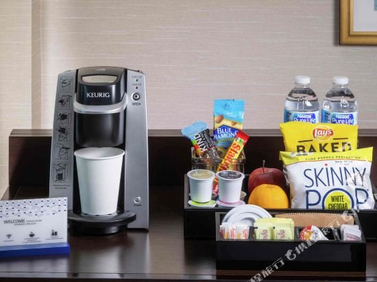 Фото Hampton Inn & Suites West Haven