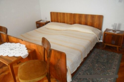 Жильё посуточно Room Liva - 60m from the sea: 3 - R5 Sutivan, Island Brac