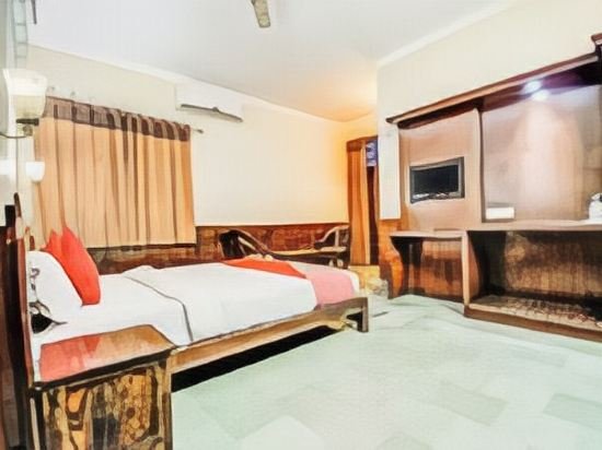 Фото Oyo Rooms Hawa Sadak Civil Lines