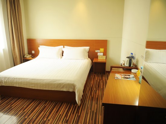 Фото Goldmet Inn Datong Nanhuan Road Mingtang Park