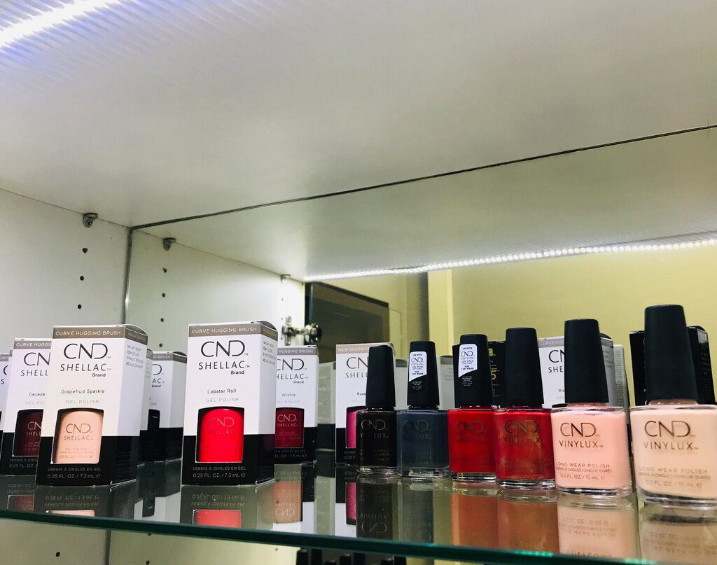 Perfume and cosmetics shop Shellac Store, Moscow, photo