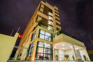 Гостиница Golden Plaza Hotel