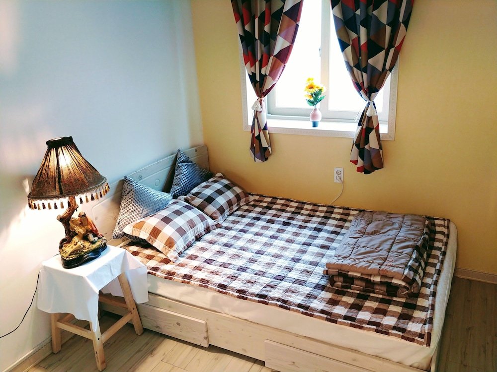 Фото New Gwangju Guesthouse