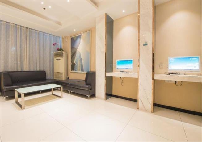Фото City Comfort Inn Wuhan Huanghelou Pengliuyang Road