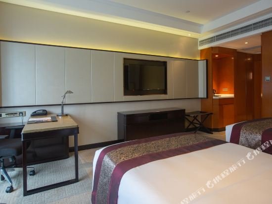 Фото Howard Johnson Jinyi Hotel Chongqing