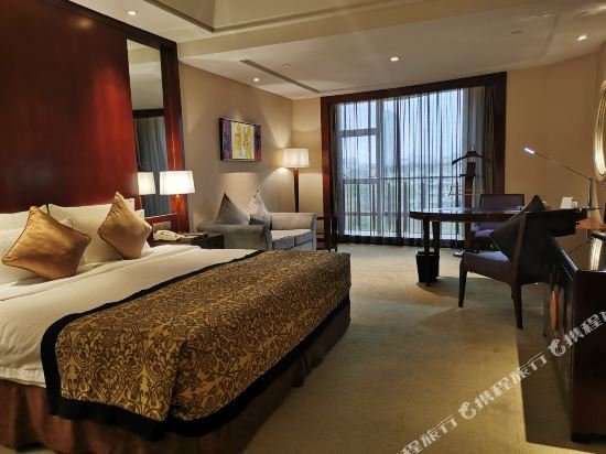 Фото Wyndham Grand Plaza Royale Ningbo