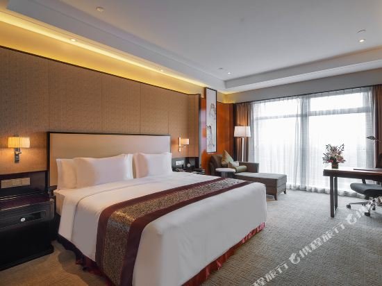 Фото Howard Johnson Jinyi Hotel Chongqing